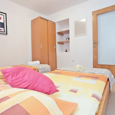 Dolce Apartment *